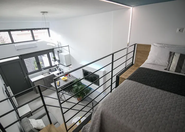Meteora Loft Apartments 1